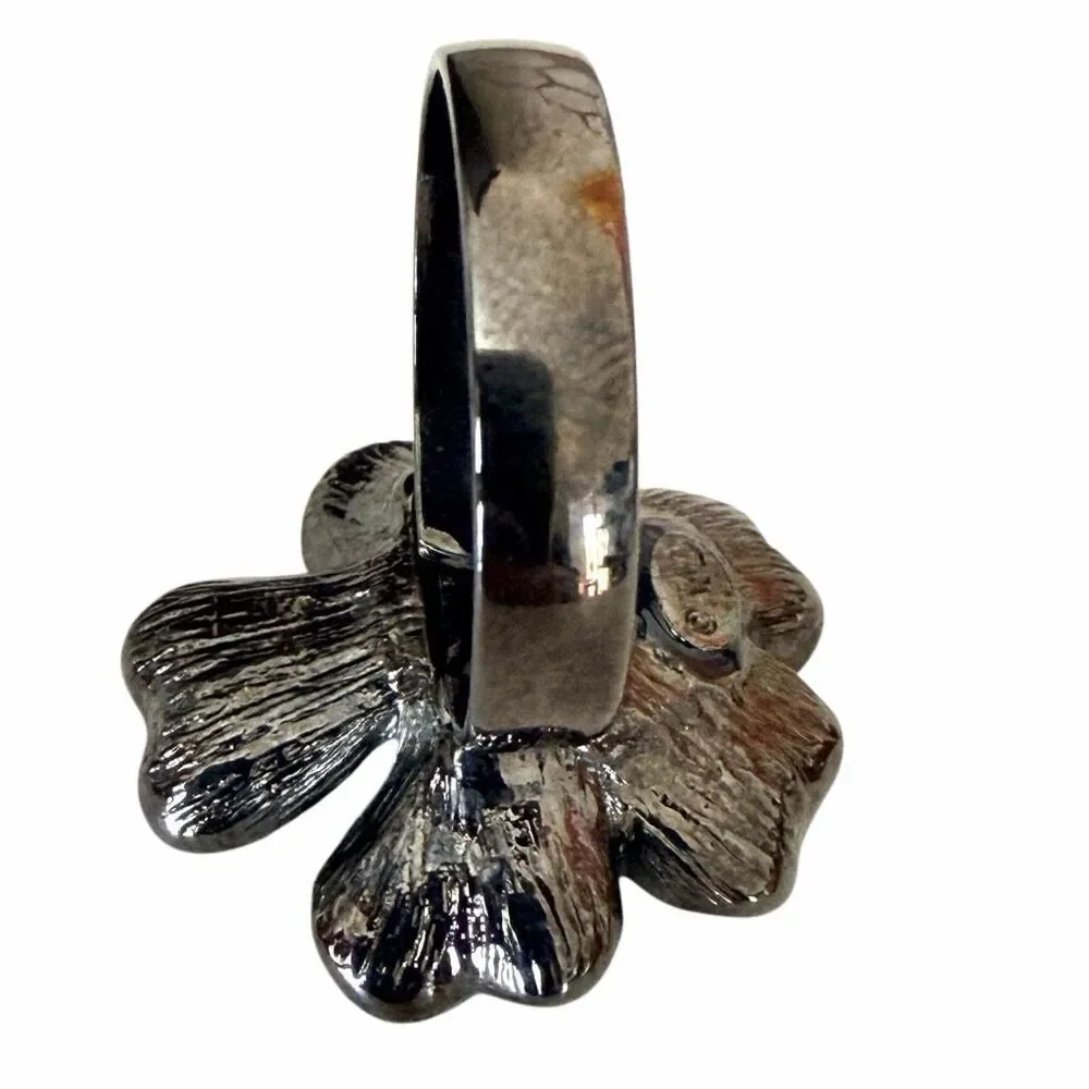 Kenneth Jay Lane KJL Adjustable Crystal Flower Cocktail Ring Gunmetal
